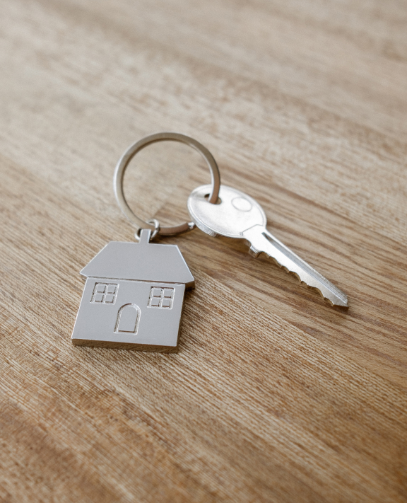Key with a home chain